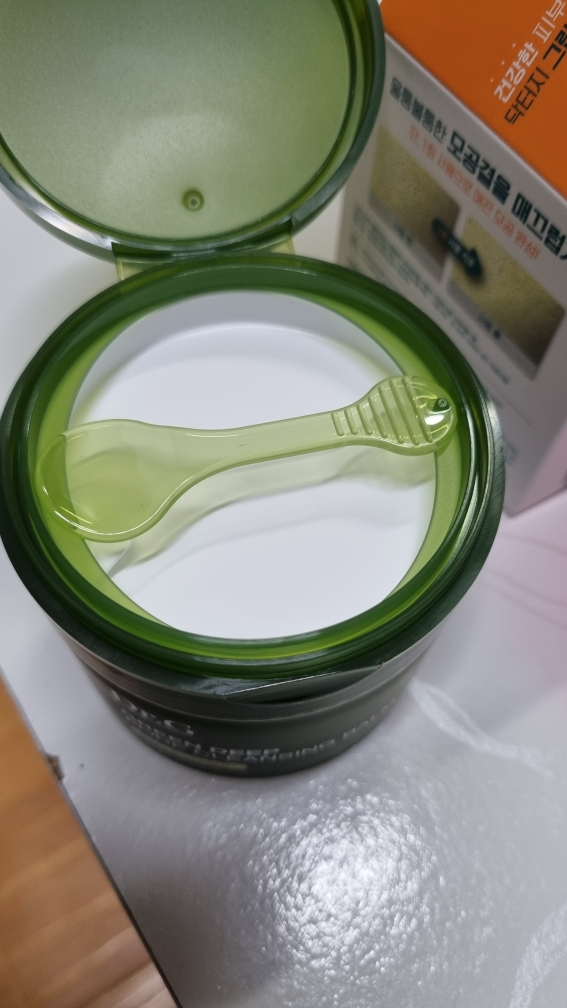 绿色深层毛孔清洁膏的真实用户使用照片