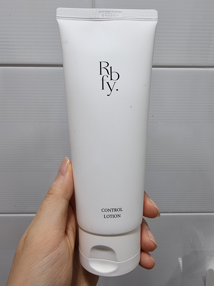 Rbfy 控制乳液 common.review image