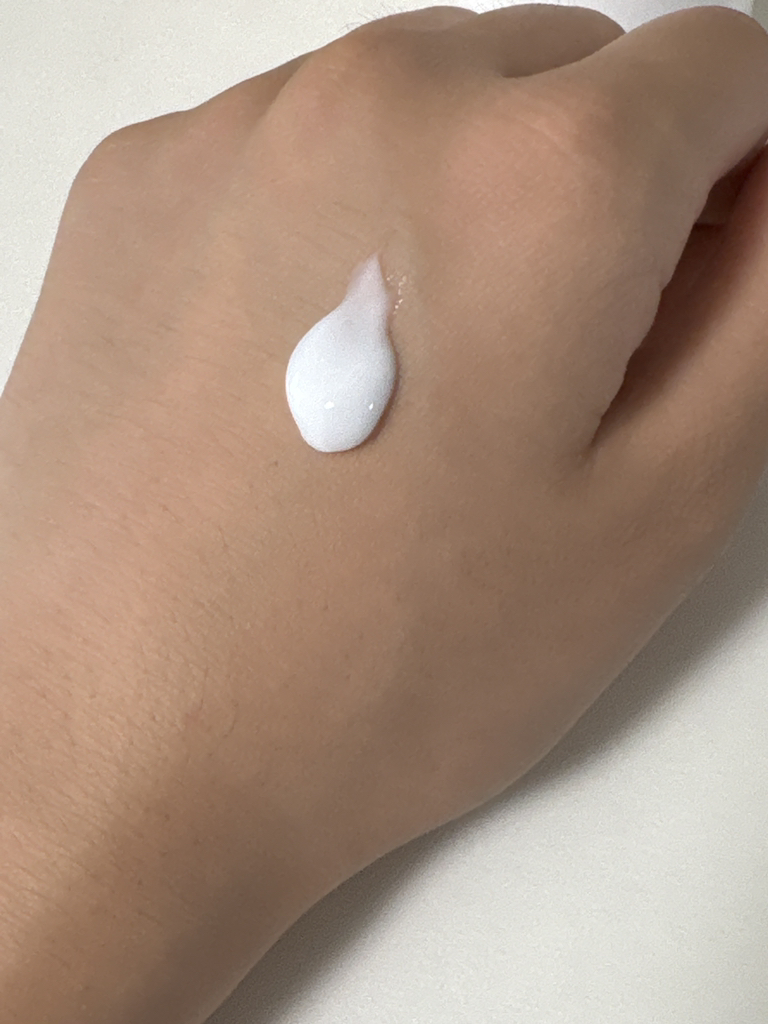 니베아 (NIVEA) SOS 케어 바디로션 review image