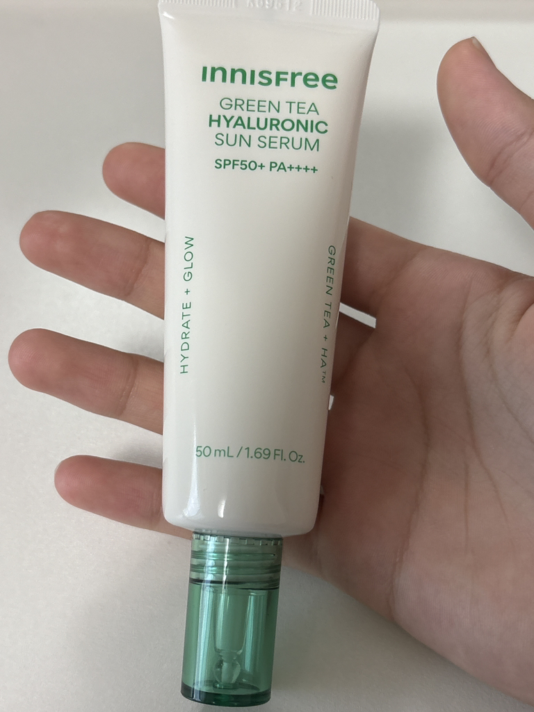 绿茶玻尿酸舒缓保湿防晒精华液 [SPF50+/PA++++]的真实用户使用照片