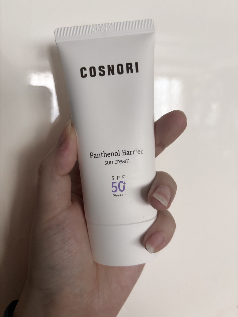 코스노리 (COSNORI) 선크림 [SPF50+/PA++++] [판테놀베리어] review image
