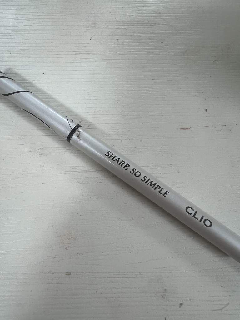 Sharp Saw 简易防水滑笔器 [4 号深棕色] - Sharp Saw 简易滑笔器的真实用户使用照片