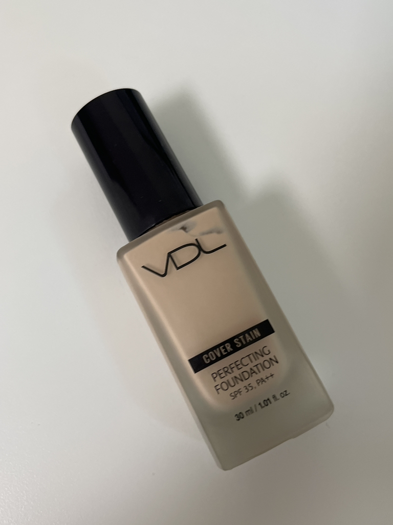 VDL (브이디엘) 커버스테인 퍼펙팅 파운데이션 [SPF35/PA++] [A03] review image