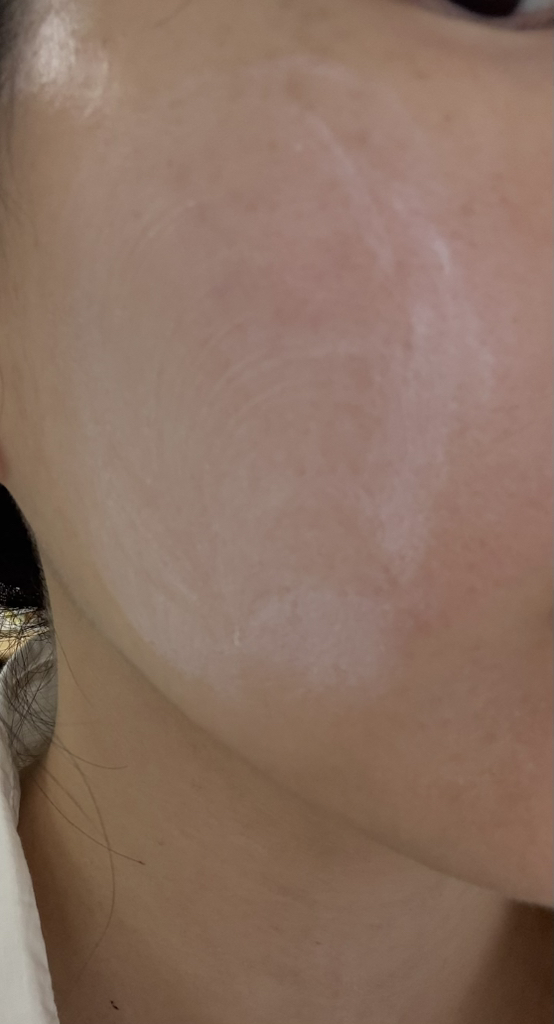 每日防晒霜 [SPF50+/PA++++]的真实用户使用照片