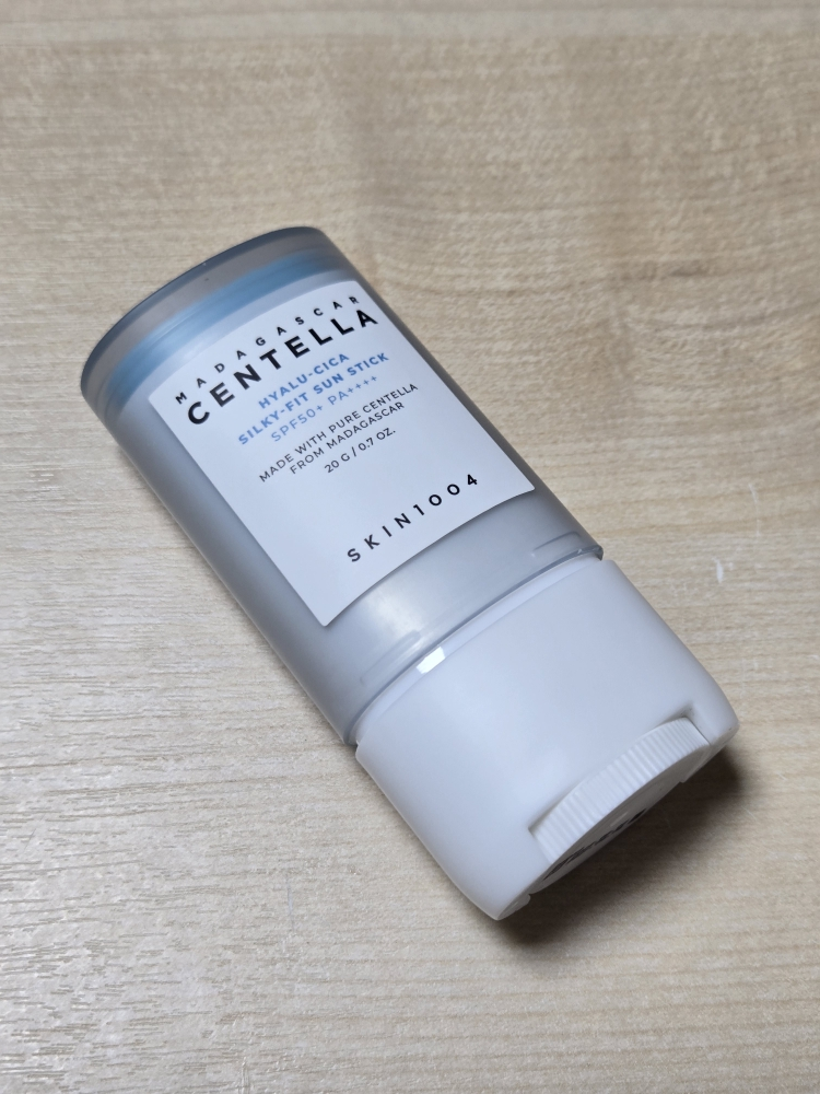 SKIN1004 马达加斯加圣特拉海藻-硅酸盐丝滑防晒棒 [SPF50+/PA++++] common.review image
