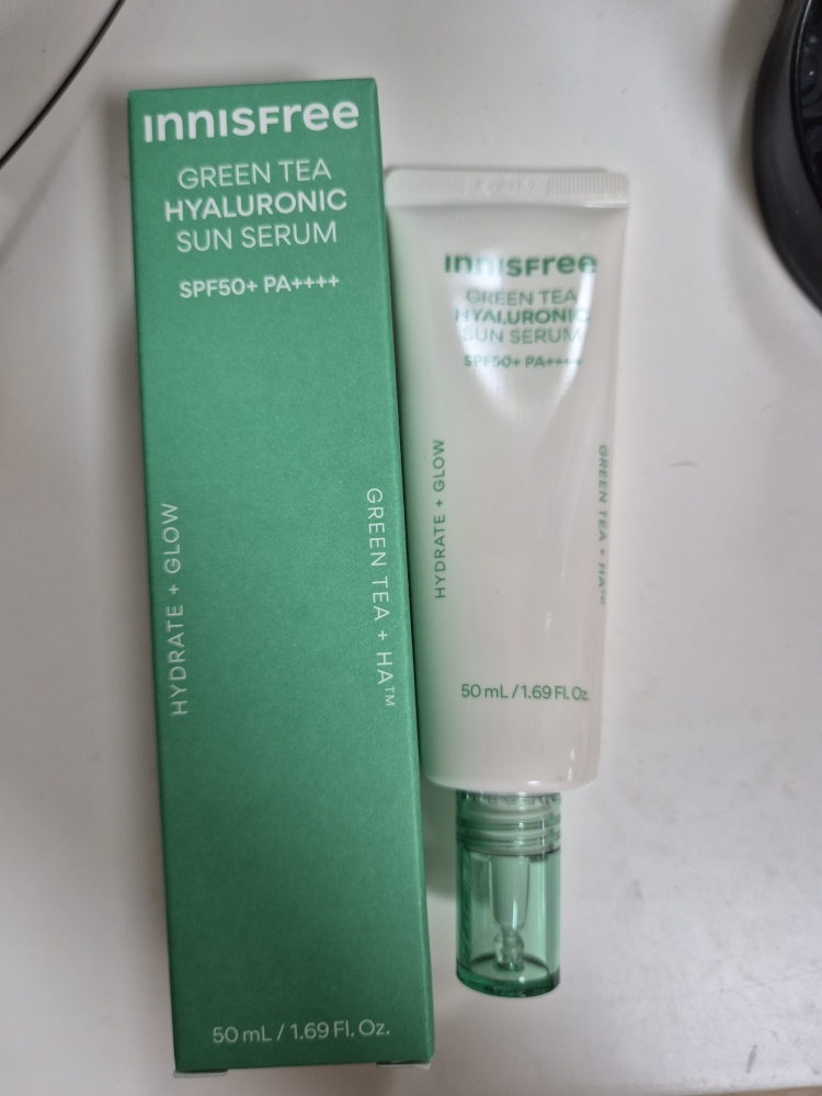 INNISFREE (悦诗风吟) 绿茶玻尿酸舒缓保湿防晒精华液 [SPF50+/PA++++] common.review image