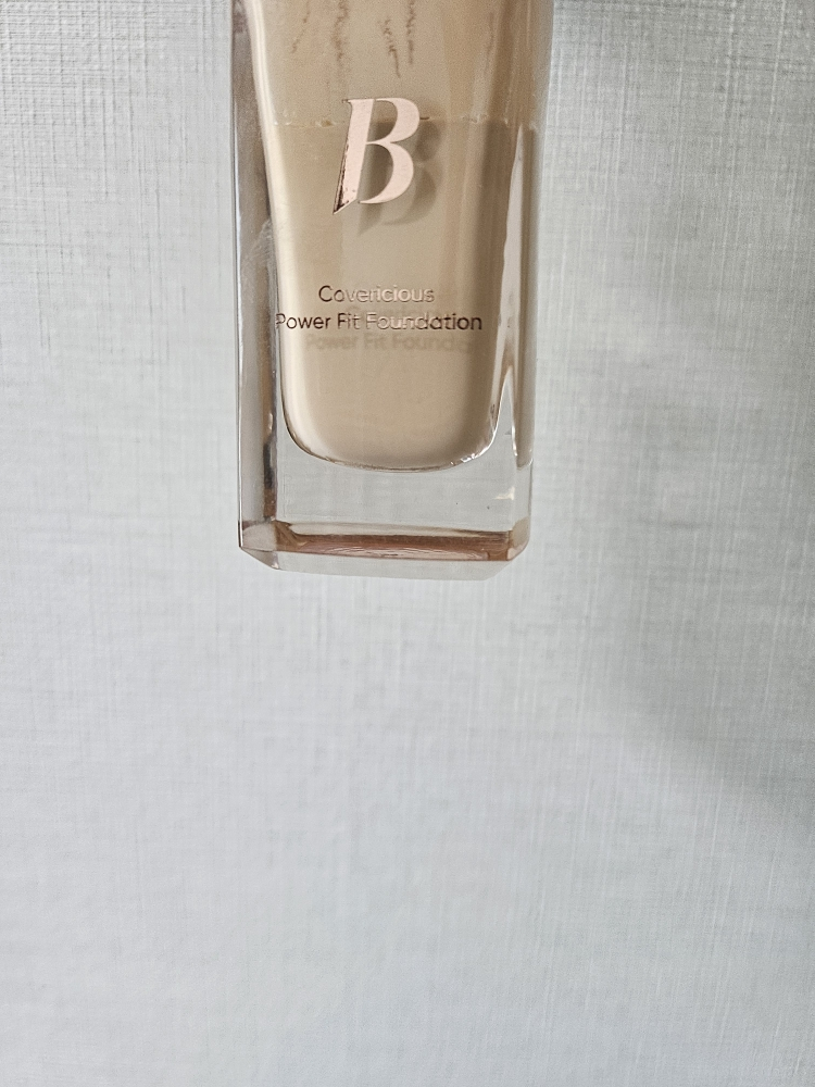 바닐라코 (banilaco) 커버리셔스 파워 핏 파운데이션 [SPF45/PA++] [19 라이트] review image