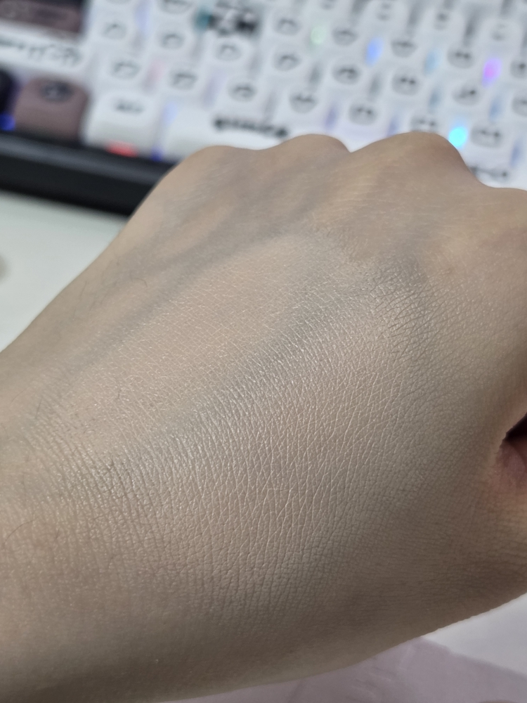 清透裸妆气垫 [SPF30/PA++] [21 清爽亮肤]的真实用户使用照片