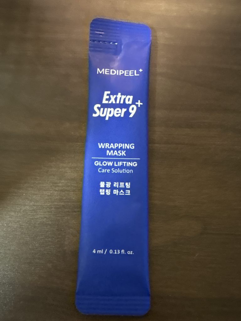 메디필 (MEDIPEEL) 엑스트라 슈퍼 9 플러스 물광 리프팅 랩핑 마스크 review image