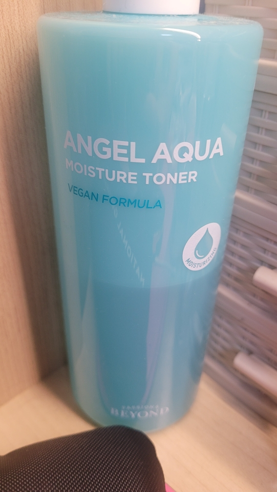 天使水润舒缓爽肤水的真实用户使用照片