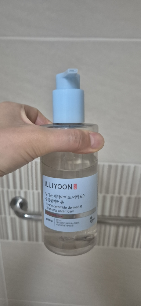ILLIYOON 丝胺酸德玛6.0洁面水泡沫 common.review image