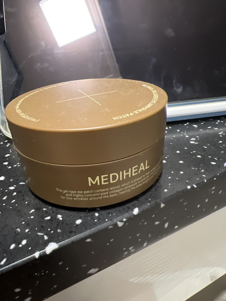 视黄醇胶原蛋白眼部安瓿贴的真实用户使用照片