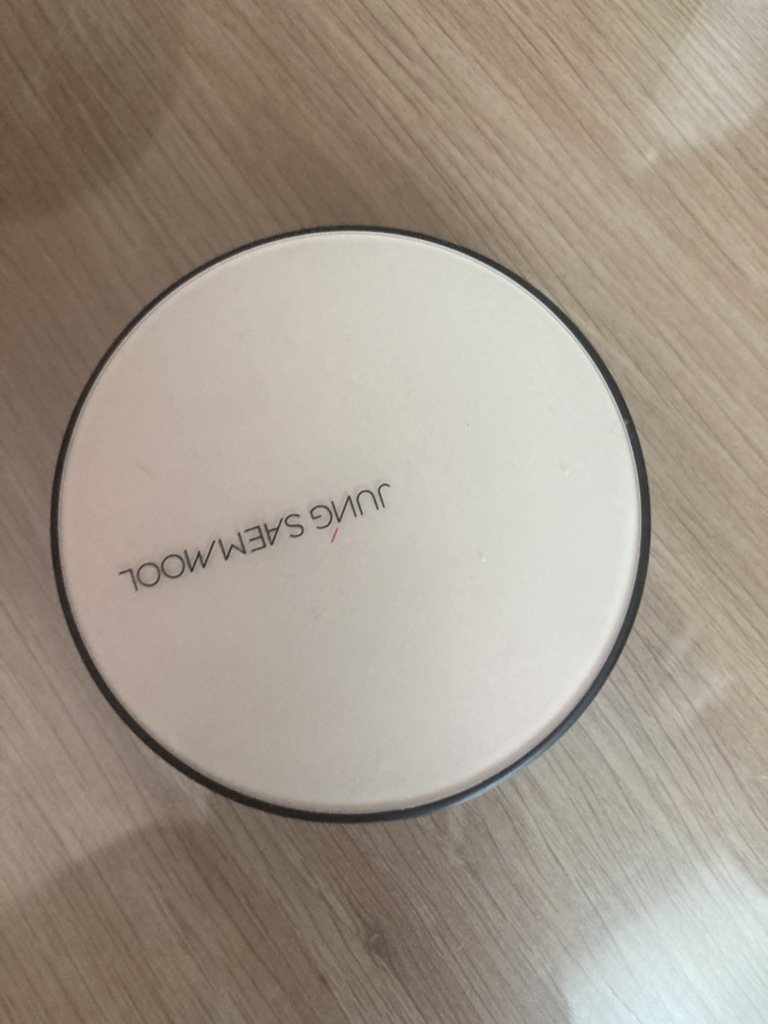 精华肌底遮瑕气垫 [SPF50+/PA+++] [白皙]的真实用户使用照片