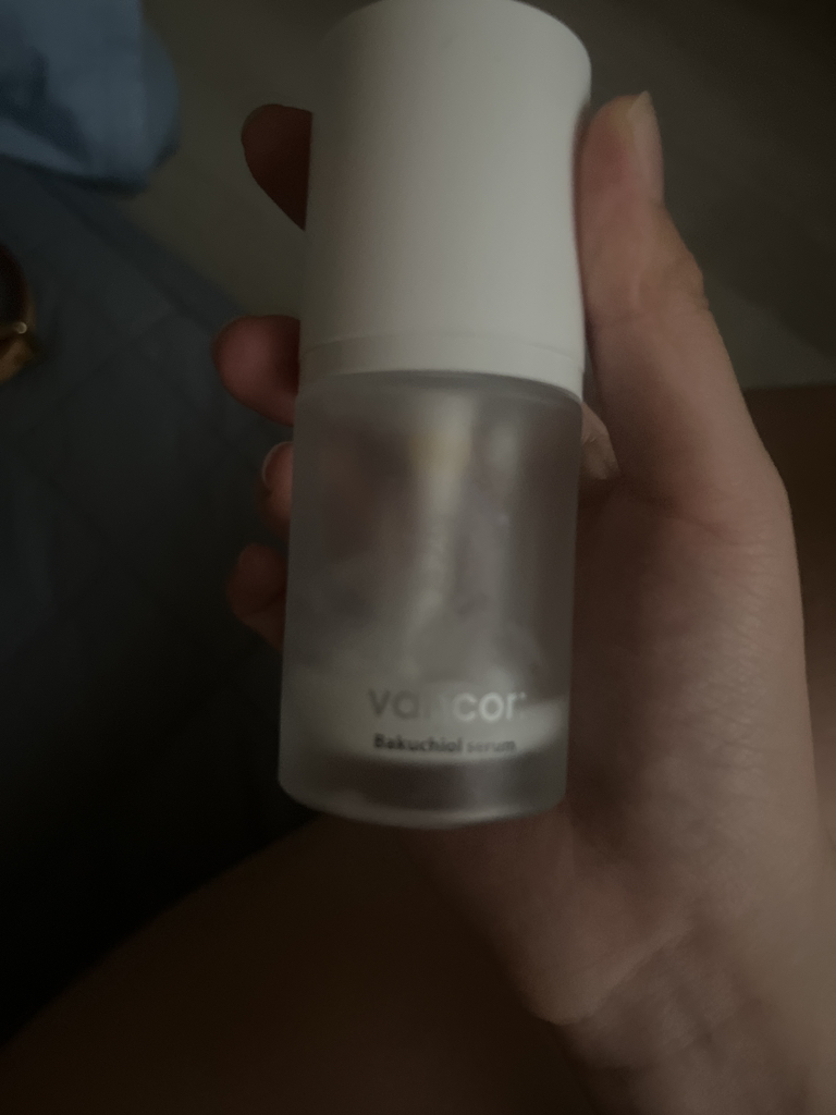 Bacuchiol 血清的真实用户使用照片