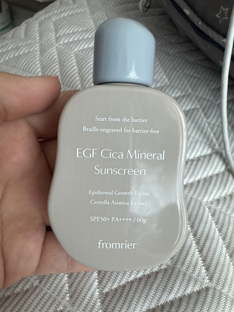 프롬리에 (fromrier) 비건 EGF 시카 무기자차 선크림 [SPF50+/PA++++] review image