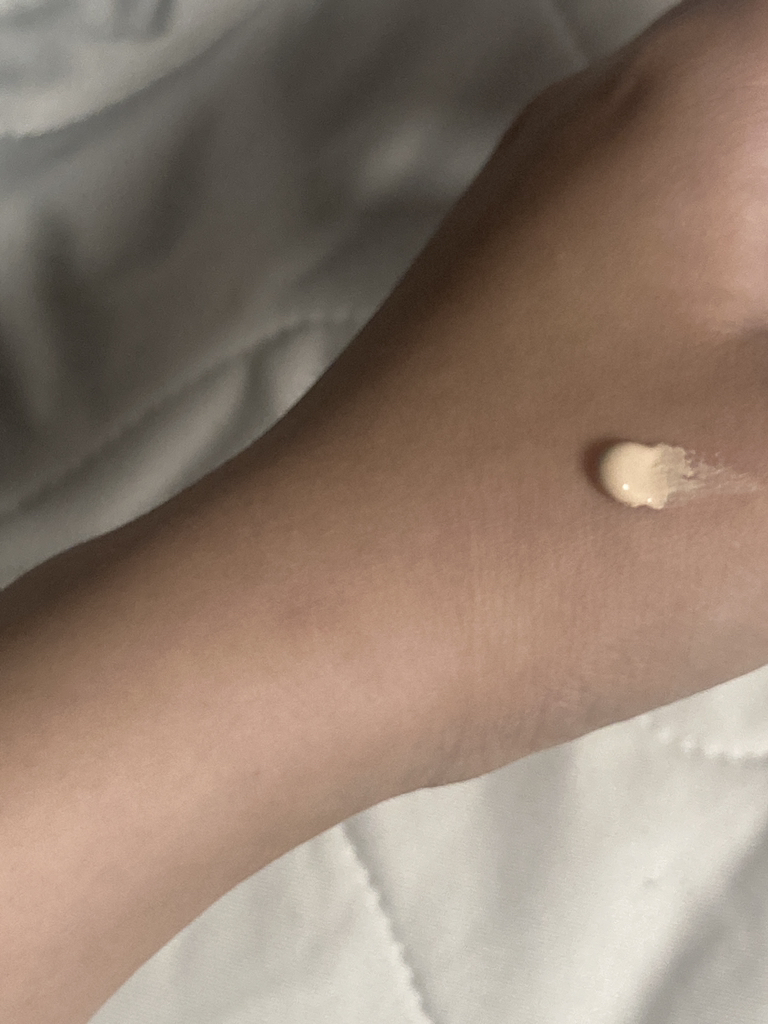 白皙米水分防晒霜 [SPF50+/PA++++] [亮肤提亮]的真实用户使用照片