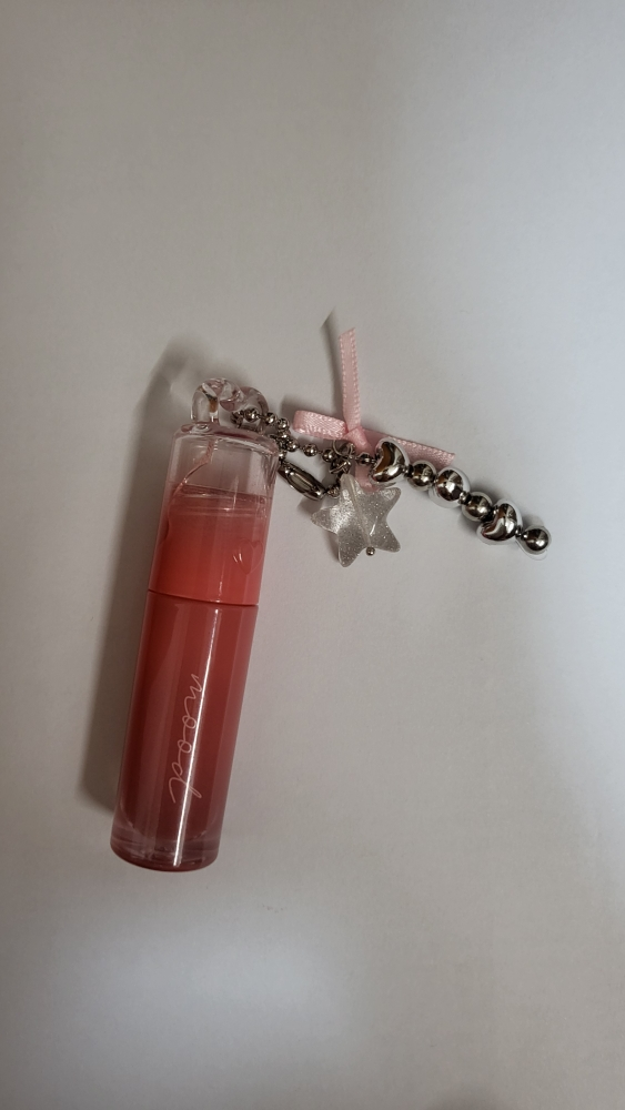 墨水心情发光唇彩 [003 妈妈的玫瑰]的真实用户使用照片