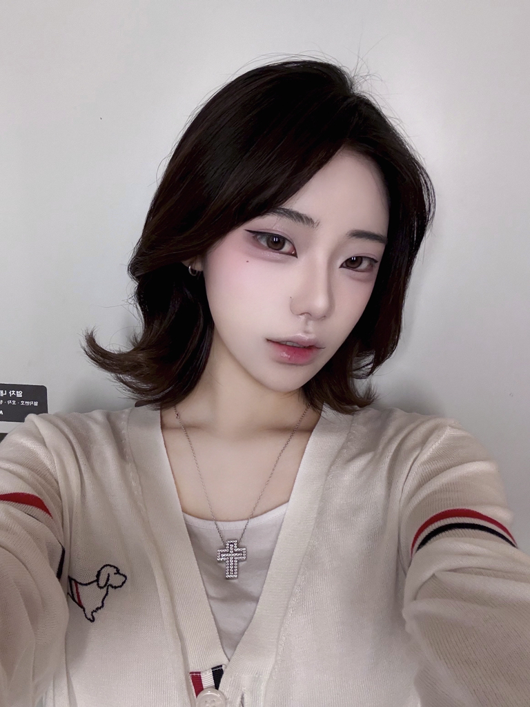 banilaco 覆盖力强大的美肤粉底液 [SPF45/PA++] [19 浅色] common.review image