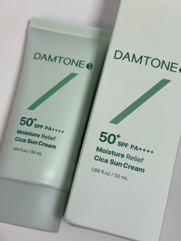 담톤 (DAMTONE) 수분 진정 시카 선크림 [SPF50+/PA++++] review image