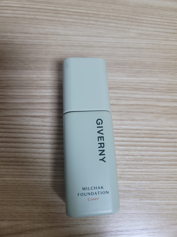 密集遮瑕粉底液 [SPF30/PA++] [23号中等米色]的真实用户使用照片