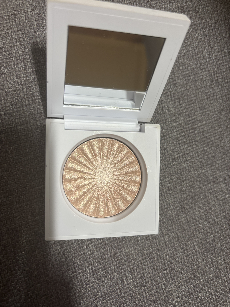 오프라 (OFRA) 미니 하이라이터 [슈가쿠키] review image