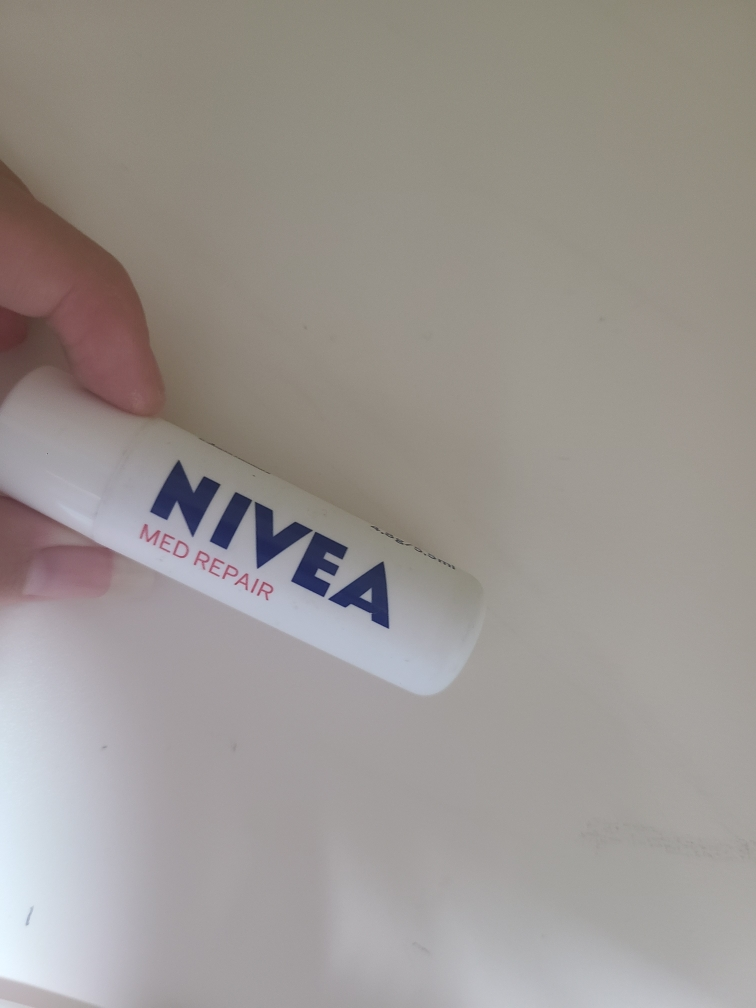 니베아 (NIVEA) 립케어 [더마SOS케어] review image