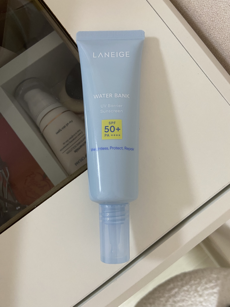라네즈 (LANEIGE) 워터뱅크 UV 베리어 선크림 [SPF50+/PA++++] review image
