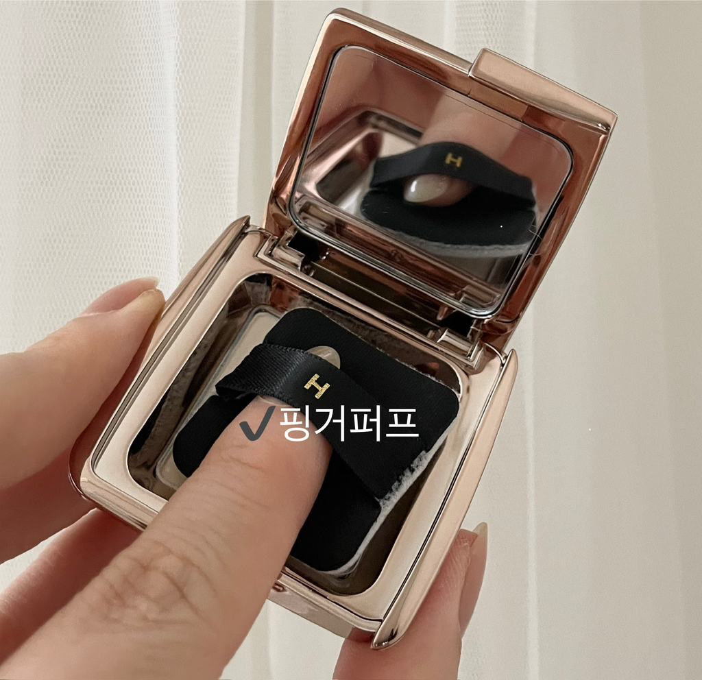 아워글래스 (HOURGLASS) 배니쉬 에어브러쉬 프레스드 파우더 [트랜스루센트] review image