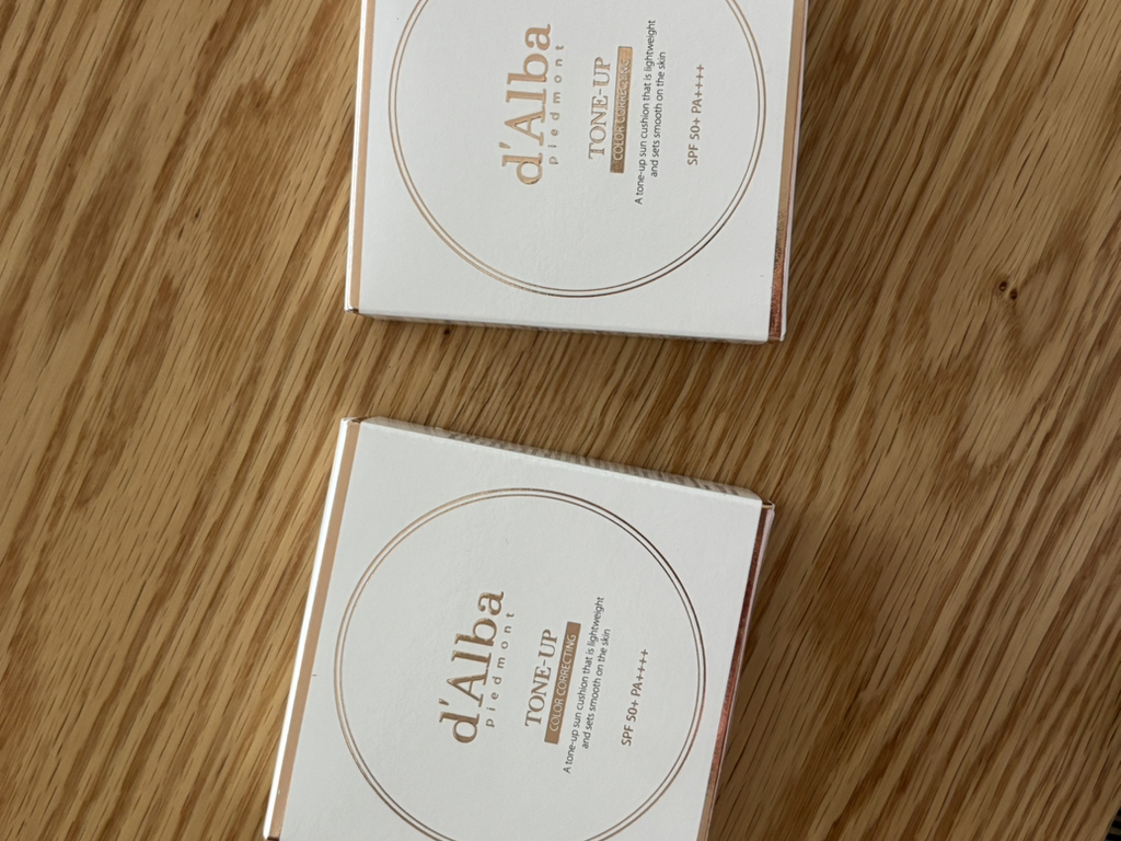 달바 (d'Alba) 워터풀 톤업 선쿠션 [SPF50+/PA++++] review image