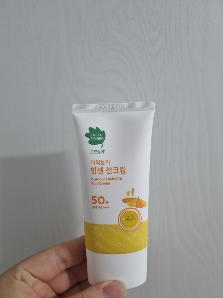 그린핑거 (GREENFINGER) 야외놀이 힘센 선크림 [SPF50+/PA++++] review image