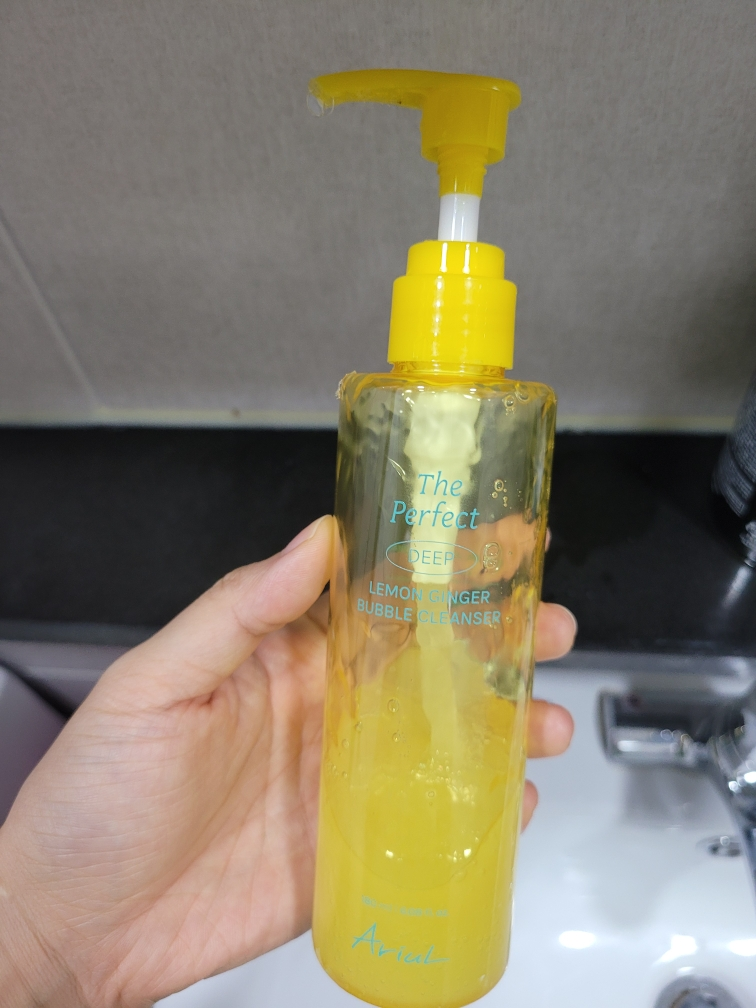 Ariul 更完美的柠檬姜泡沫洁面乳 common.review image