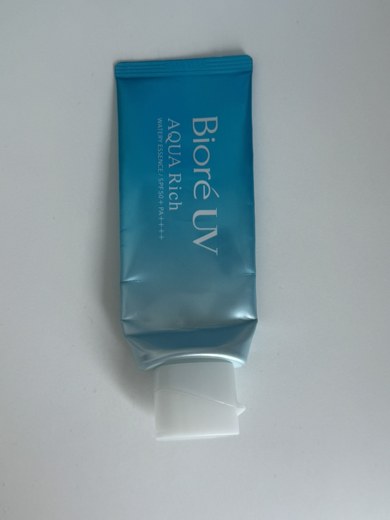 (海外）UV Aquarich Watery Essence [SPF50+/PA++++]的真实用户使用照片