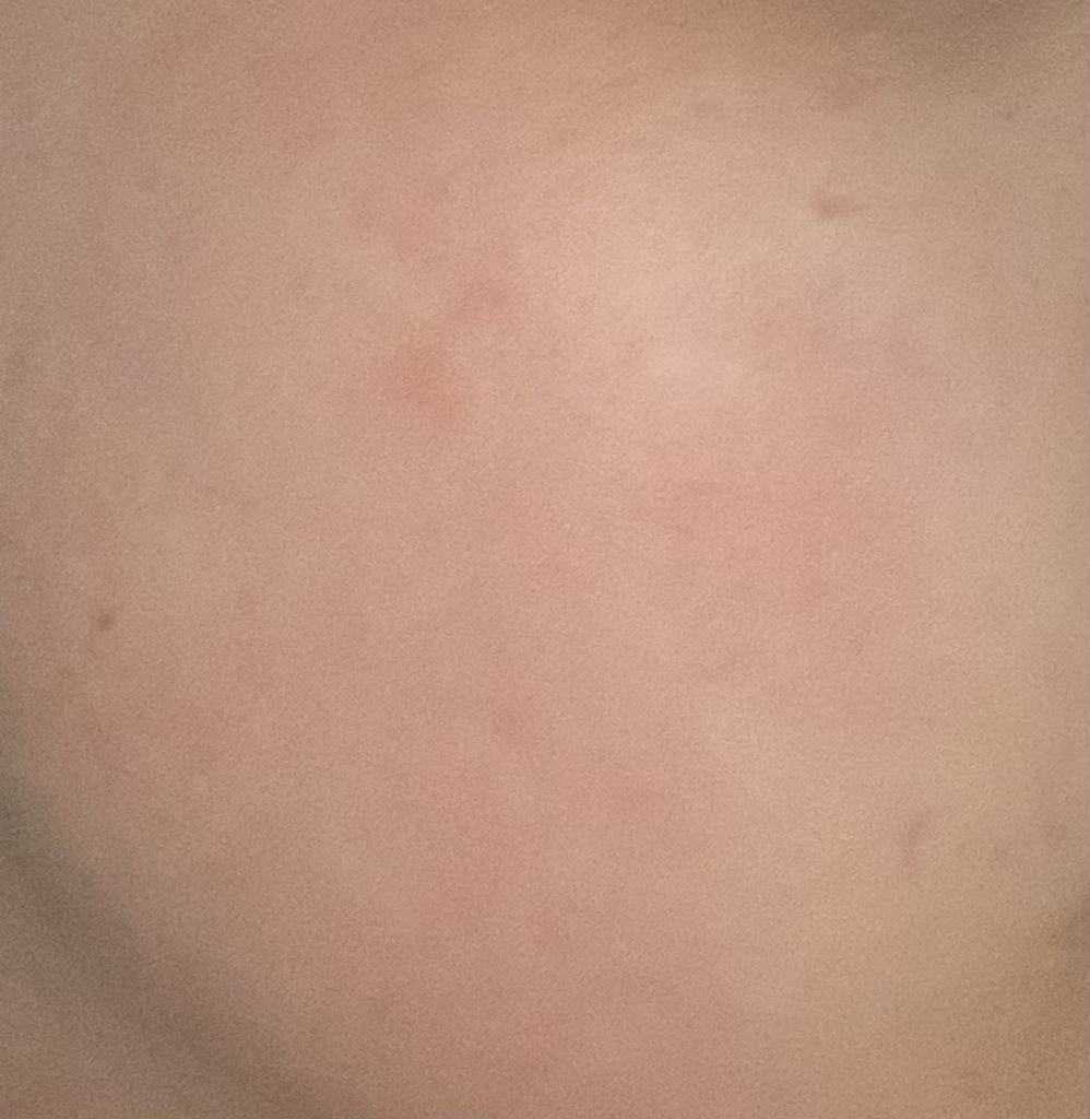 清爽的马蹄莲保湿防晒乳霜 [SPF50+/PA++++]的真实用户使用照片