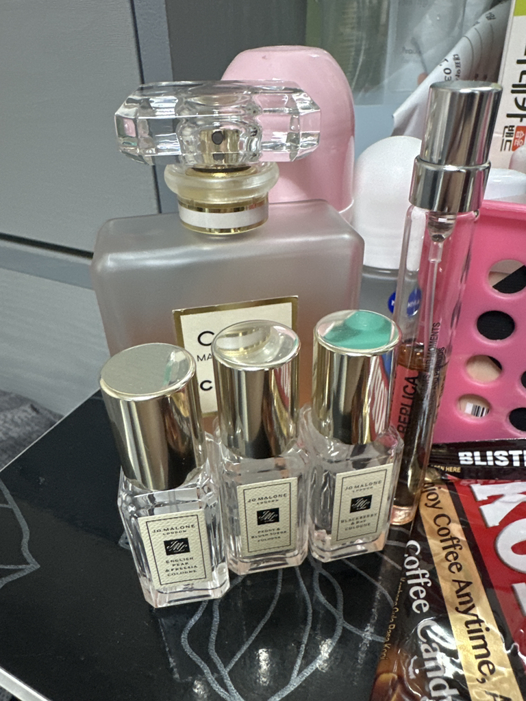 조말론 (JOMALONE) 잉글리쉬 페어 앤 프리지아 코롱 review image