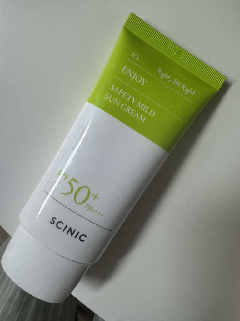 싸이닉 (SCINIC) 엔조이 세이프티 마일드 선크림 [SPF50+/PA++++] review image