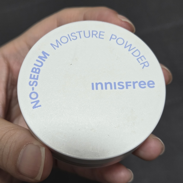 이니스프리 (INNISFREE) 노세범 모이스처 파우더 review image