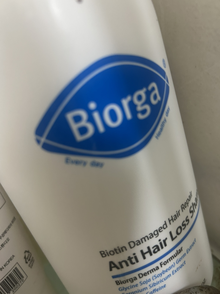 바이오가 (BIORGA) 바이오틴 손상모발개선 탈모완화 샴푸 review image