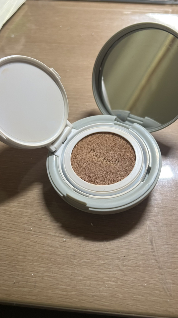 希卡马努哑光气垫 [SPF50+/PA++++] [21号 淡雅象牙]的真实用户使用照片