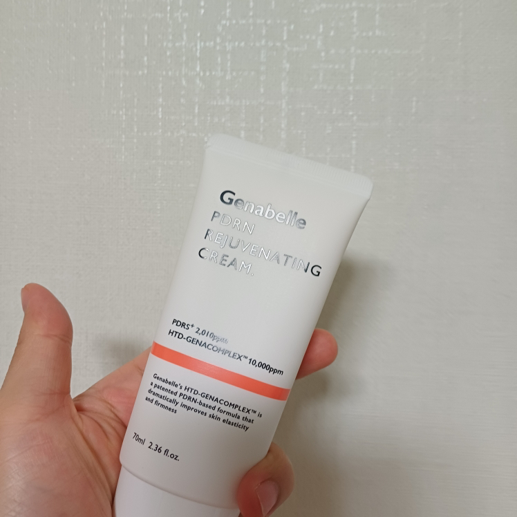 PDRN 再生修复面霜的真实用户使用照片