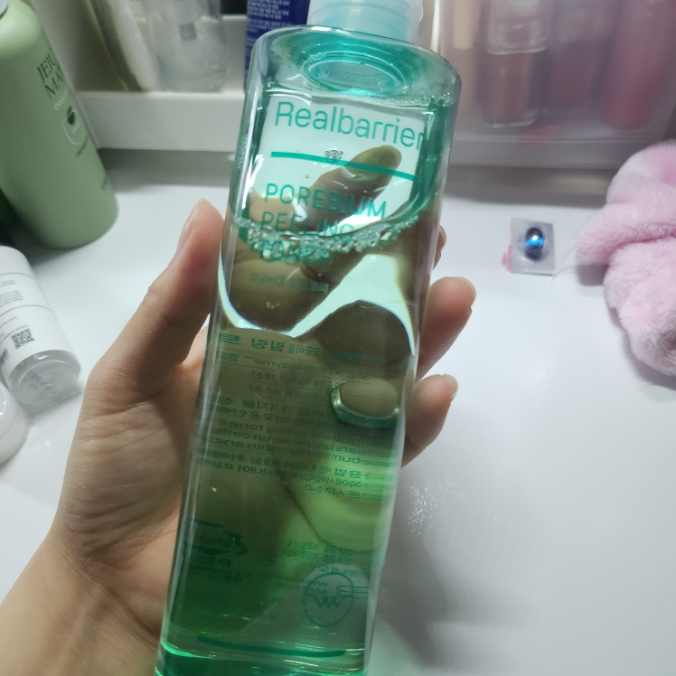 리얼베리어 (RealBarrier) 모공비움 필링 토너 review image