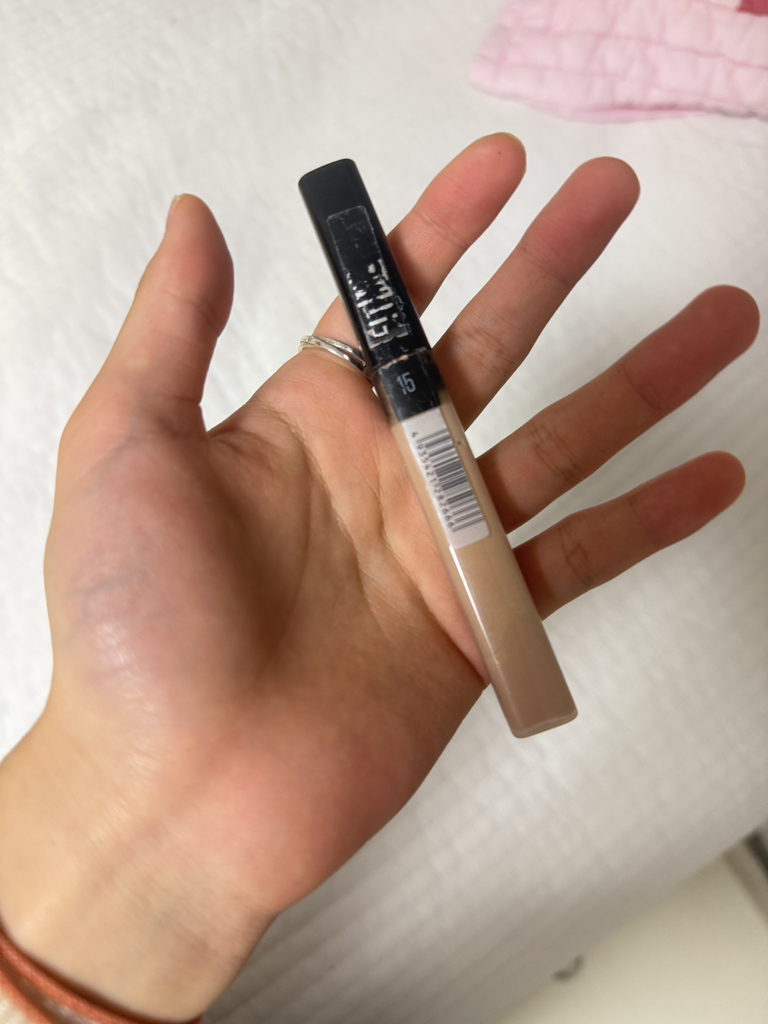 메이블린뉴욕 (MAYBELLINENEWYORK) 핏미 컨실러 [15 페어] review image