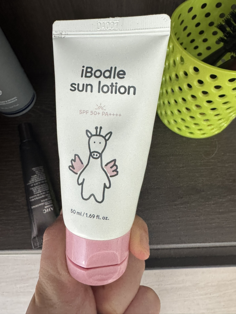 아이보들 (iBodle) 선 로션 [SPF50+/PA++++] review image
