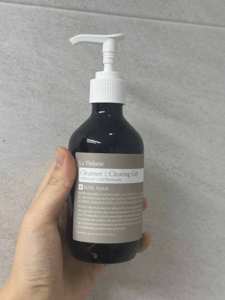 라띠어리 (LaTheorie) 클렌저 클리어링 젤 review image