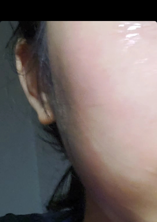 英雄粉底霜[SPF50+/PA++++][22号粉色米色]的真实用户使用照片