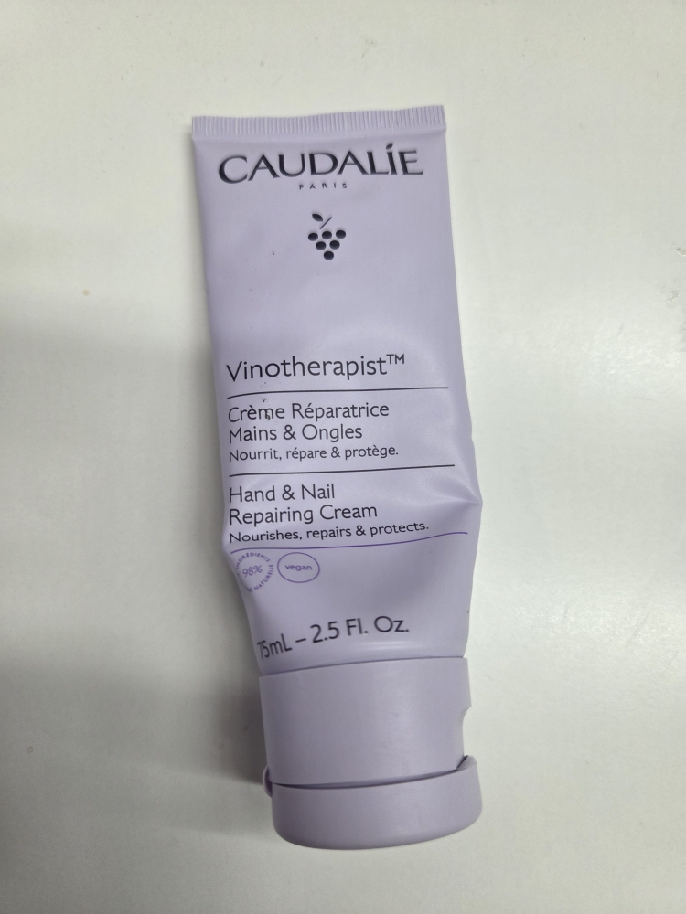 꼬달리 (CAUDALIE) 비노테라피스트 핸드 & 네일 리페어링 크림 review image
