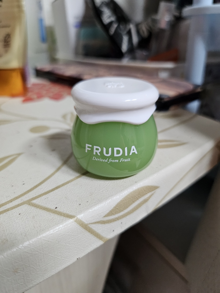 후르디아 (FRUDIA) 청포도 포어 컨트롤 크림 review image