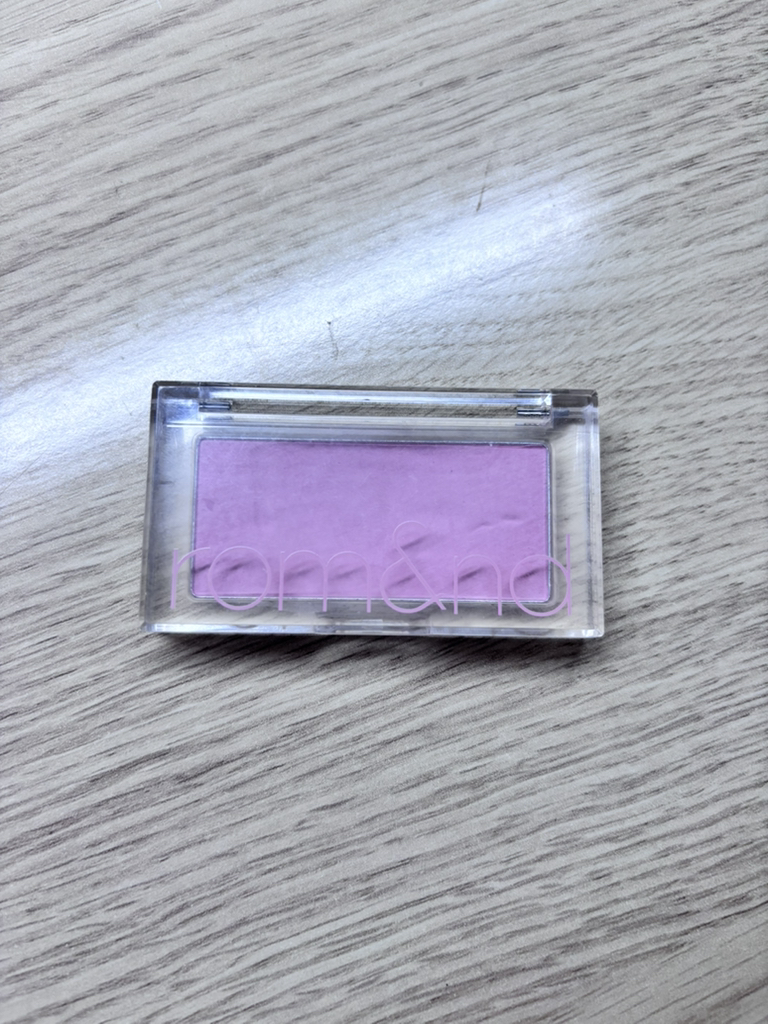 胜过脸颊腮红 [C02蓝莓片]的真实用户使用照片