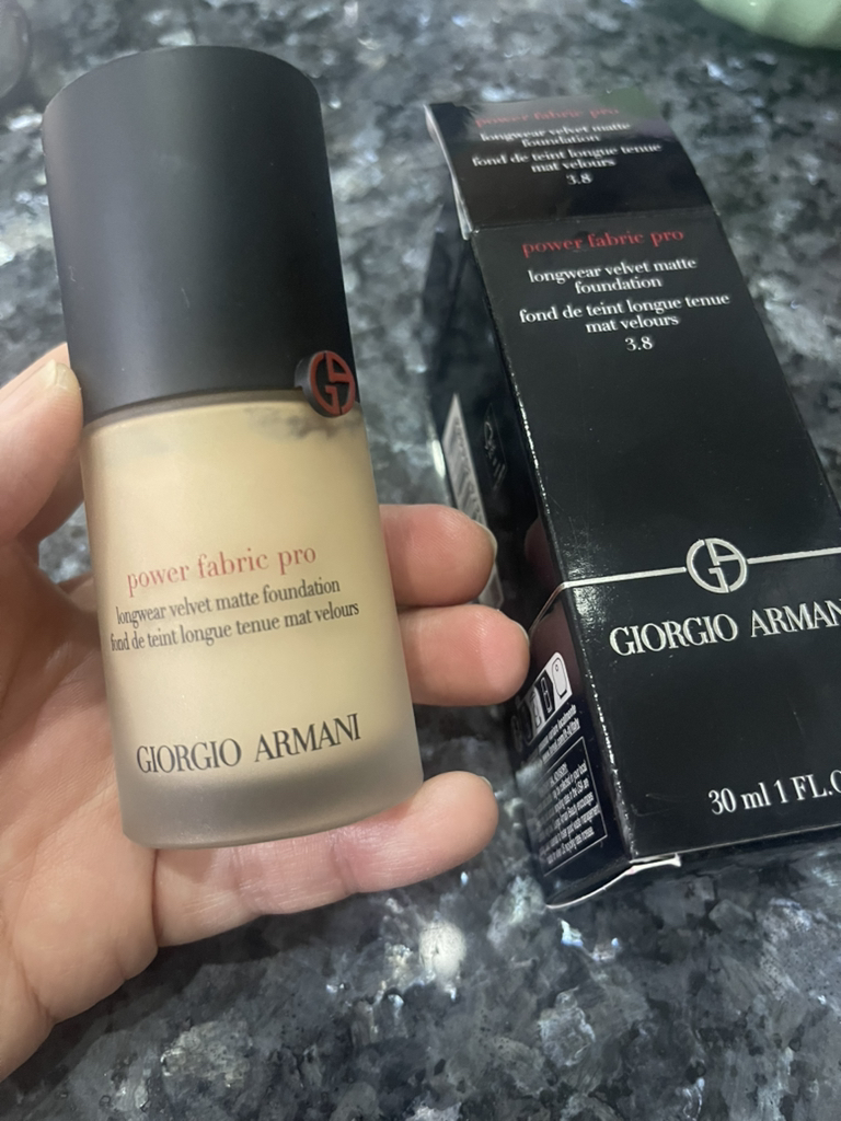 아르마니뷰티 (ARMANIbeauty) 파워 패브릭 PRO 파운데이션 [3.8호] review image