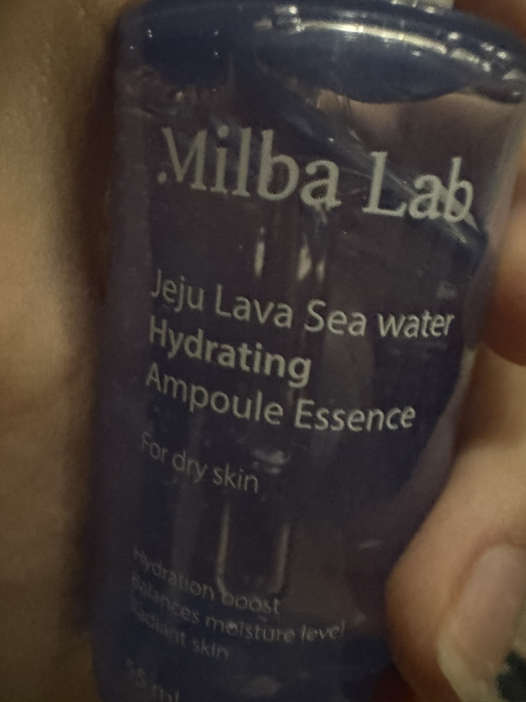 MilbaLab 济州熔岩海水保湿安瓿精华 common.review image