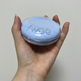 舒适玻璃自然[SPF50+/PA+++][1.5倍玻璃]的真实用户使用照片